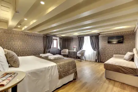 Dona Palace - 113