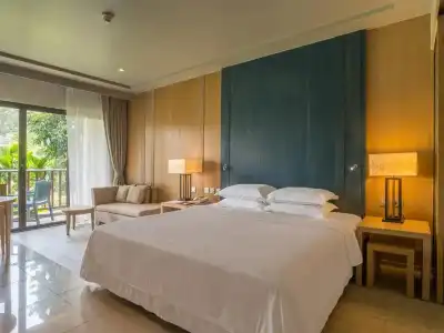 Dusit Thani Krabi Beach Resort - 3