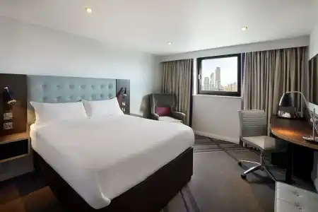 Premier Inn London Tower Bridge - 8