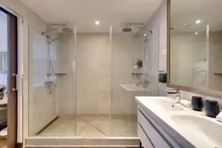 Melia Madrid Serrano - 48