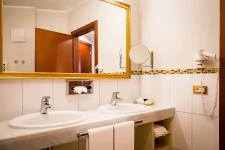 Mediterranee Family & Spa - 9