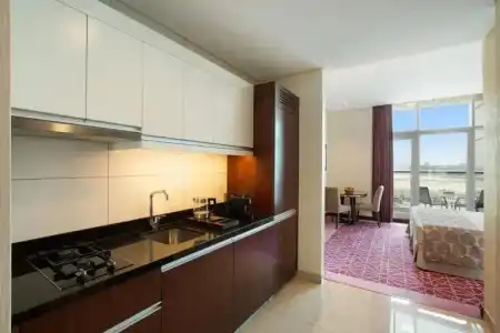 Royal Continental Suites Business Bay - Deluxe Apartments - 47