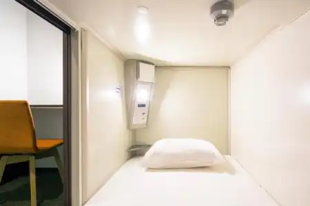 Capsule CUBE - 17
