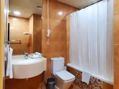 Skylark Apartments - 27