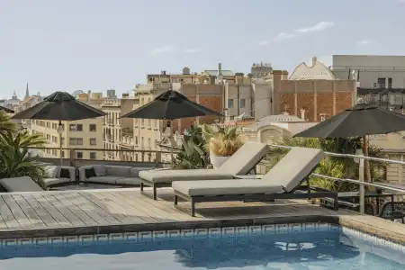 Claris & Spa GL, a Small Luxury of the World - 16