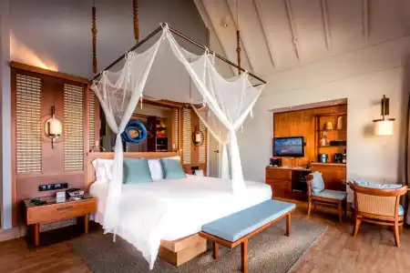 Centara Collection Machchafushi Island Resort & Spa Maldives - 3