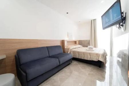 H. G. Boutique Toledo Napoli Centro - 70