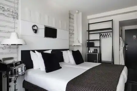 Hôtel Le 123 Sébastopol - Astotel - 53