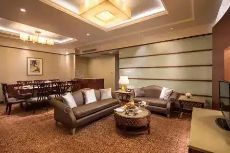 Radisson Blu Shanghai New World - 97