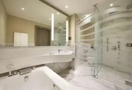 DoubleTree by Hilton Doha Old Town - 33