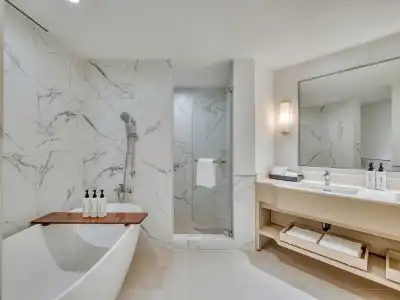 Crowne Plaza BANGKOK LUMPINI PARK by IHG - 70