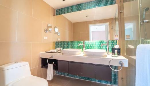 Radisson Resort and Suites Phuket - 51
