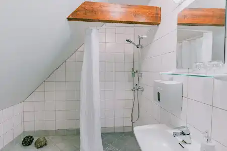 Tampere Maja - Ainola Keskus - 100