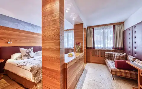 Majestic Mountain Charme - 74