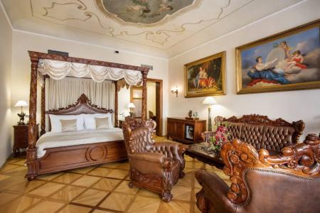 Iron Gate & Suites Prague by BHG - 86