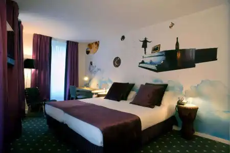 Hôtel du Triangle d'Or - 61