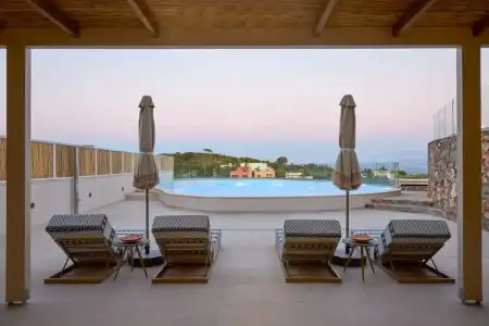 Zeus Eleva Mirabello Bay - 110