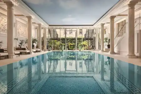 Shangri-La Paris - 18