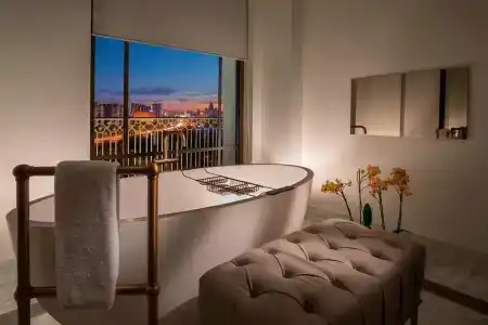 The St. Regis - 82
