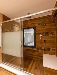 Riva's Moda - 28