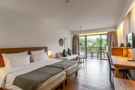 Sunprime Kamala Beach - 57