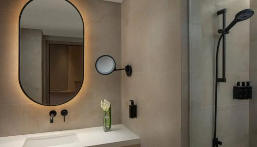 Towers Rotana - 79