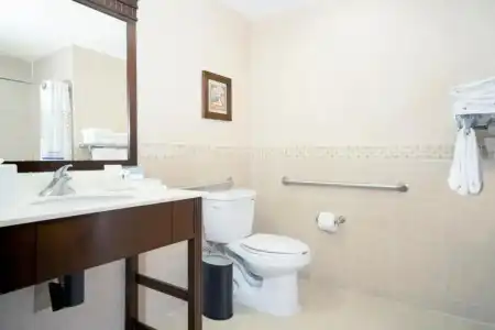 Hampton Inn & Suites by Hilton Mexico City - Centro Historico - 16