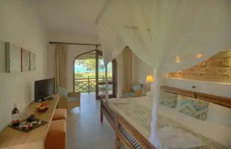 Bluebay Beach Resort & Spa - 38