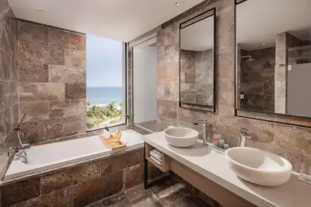 Melia Danang Beach Resort - 47