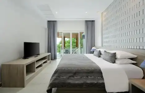 Andamantra Resort and Villa Phuket - 4