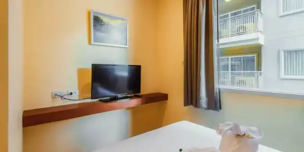 Elite Suites Patong - 95