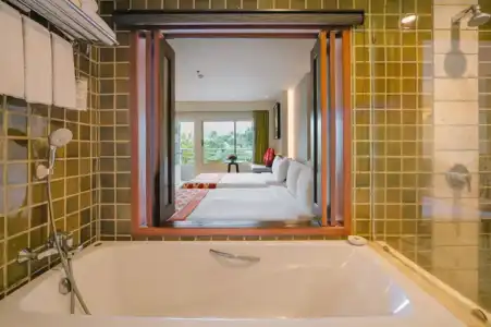 The Royal Paradise & Spa - 102