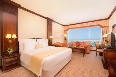 Corniche Abu Dhabi - 27