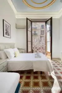 Hostal Girona - 3