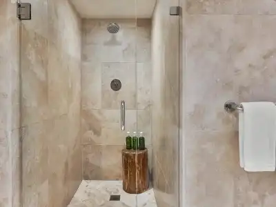 Ocean View Apartment On South Beach - 129