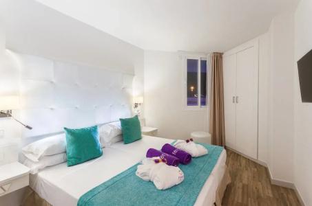 FERGUS Style Cala Blanca Suites - 59