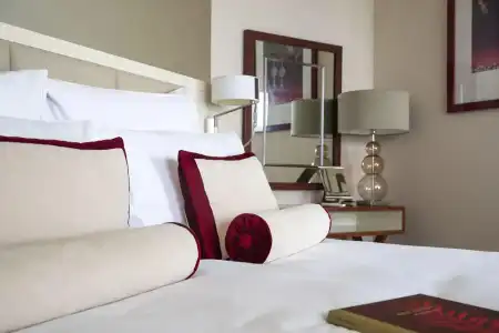 Jumeirah Emirates Towers - 36