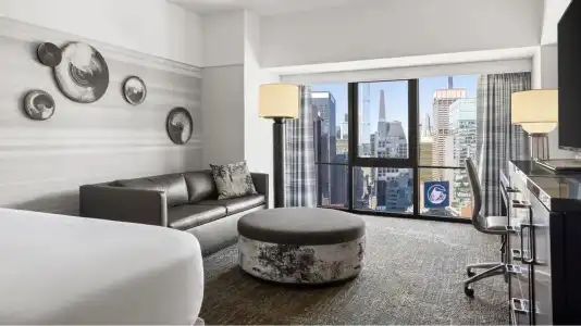New York Marriott Marquis - 64