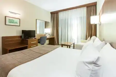 Holiday Inn, an IHG - 70