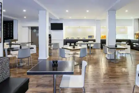 Mercure Perth On Hay - 12