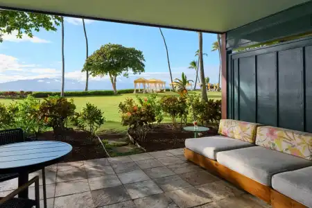 Royal Lahaina Resort & Bungalows - 99