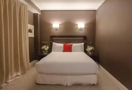 DoubleTree by Hilton Queenstown - 62