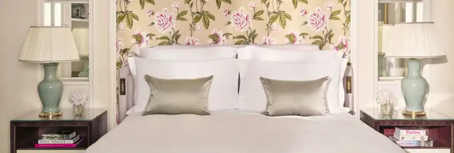 The Dorchester - 122