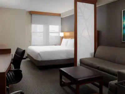 Hyatt Place New Orleans Convention Center - 33