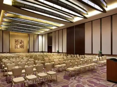 Swissôtel Al Ghurair - 30