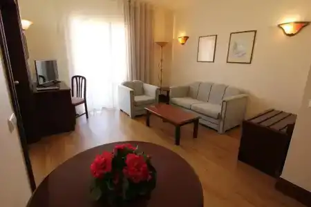 Suite Jardins Da Ajuda - 16