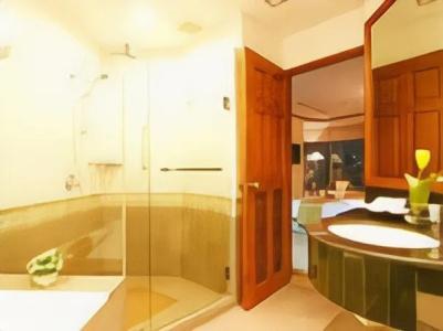 Grand Diamond Suites - 47