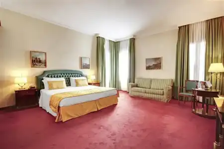 Dona Palace - 107
