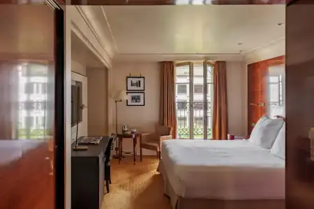37 - Luxury Flat Montaigne - 28