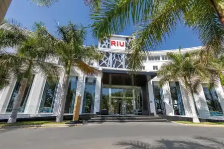 Riu Palace - 0